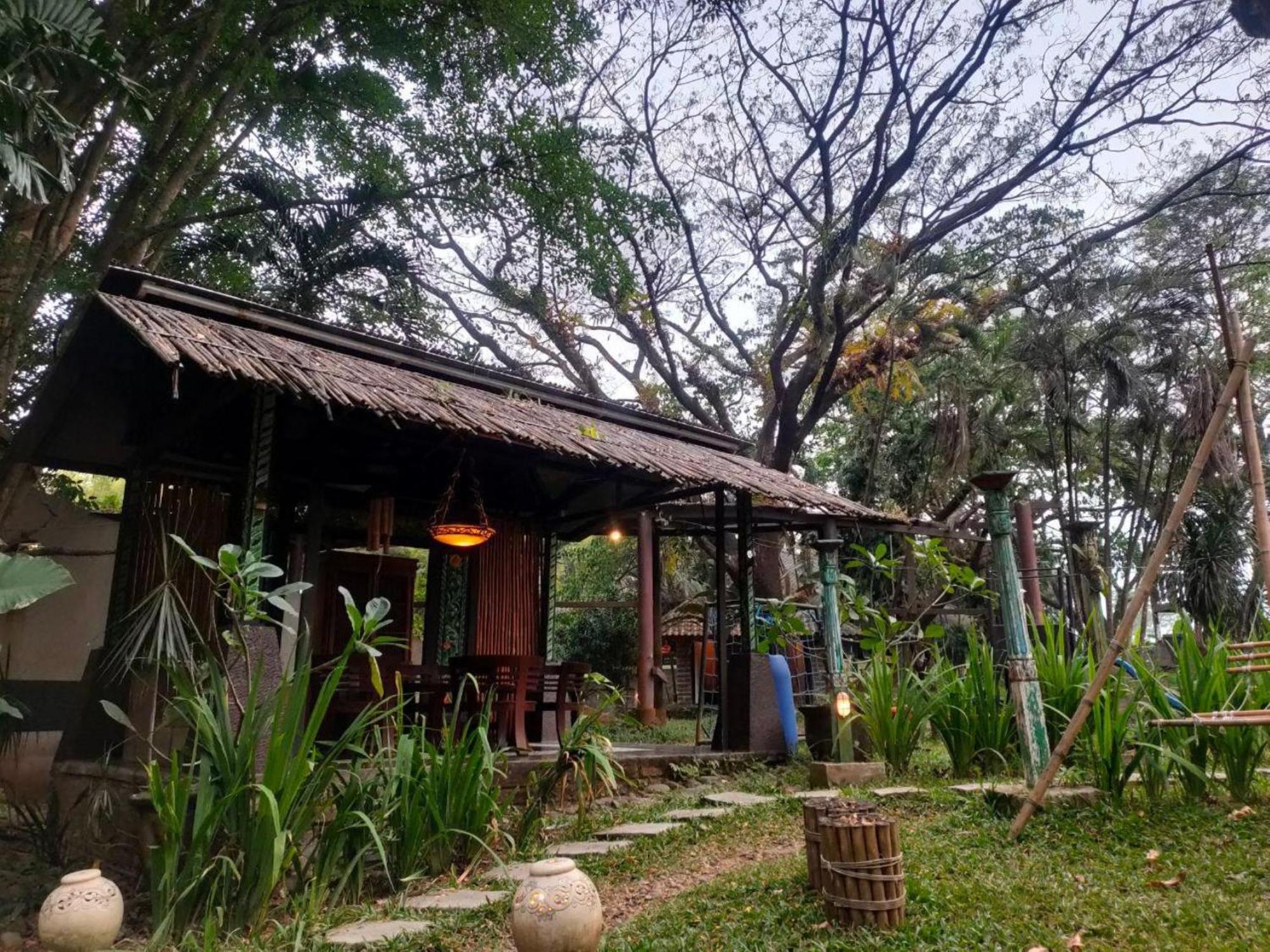 Grand Mulia Sakinah Boutique Resort Pandaan Pasuruan Buitenkant foto