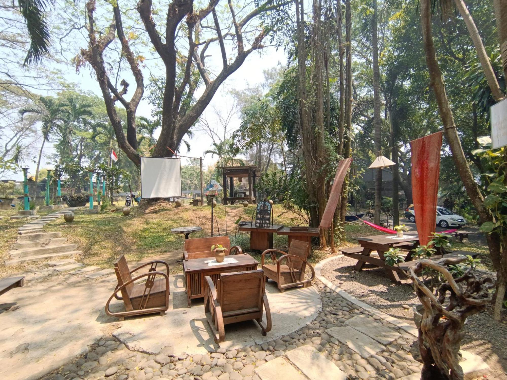 Grand Mulia Sakinah Boutique Resort Pandaan Pasuruan Buitenkant foto