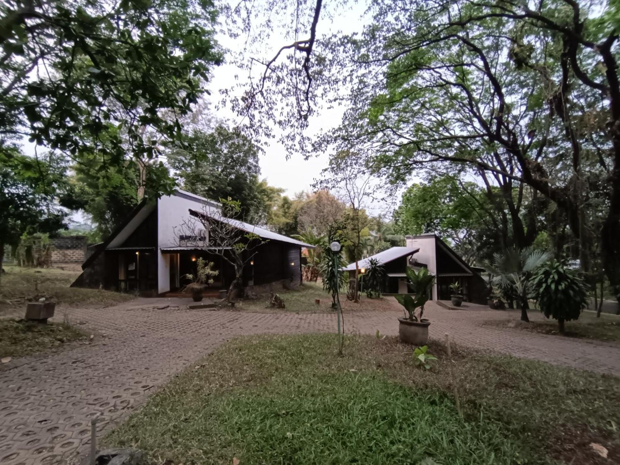 Grand Mulia Sakinah Boutique Resort Pandaan Pasuruan Buitenkant foto